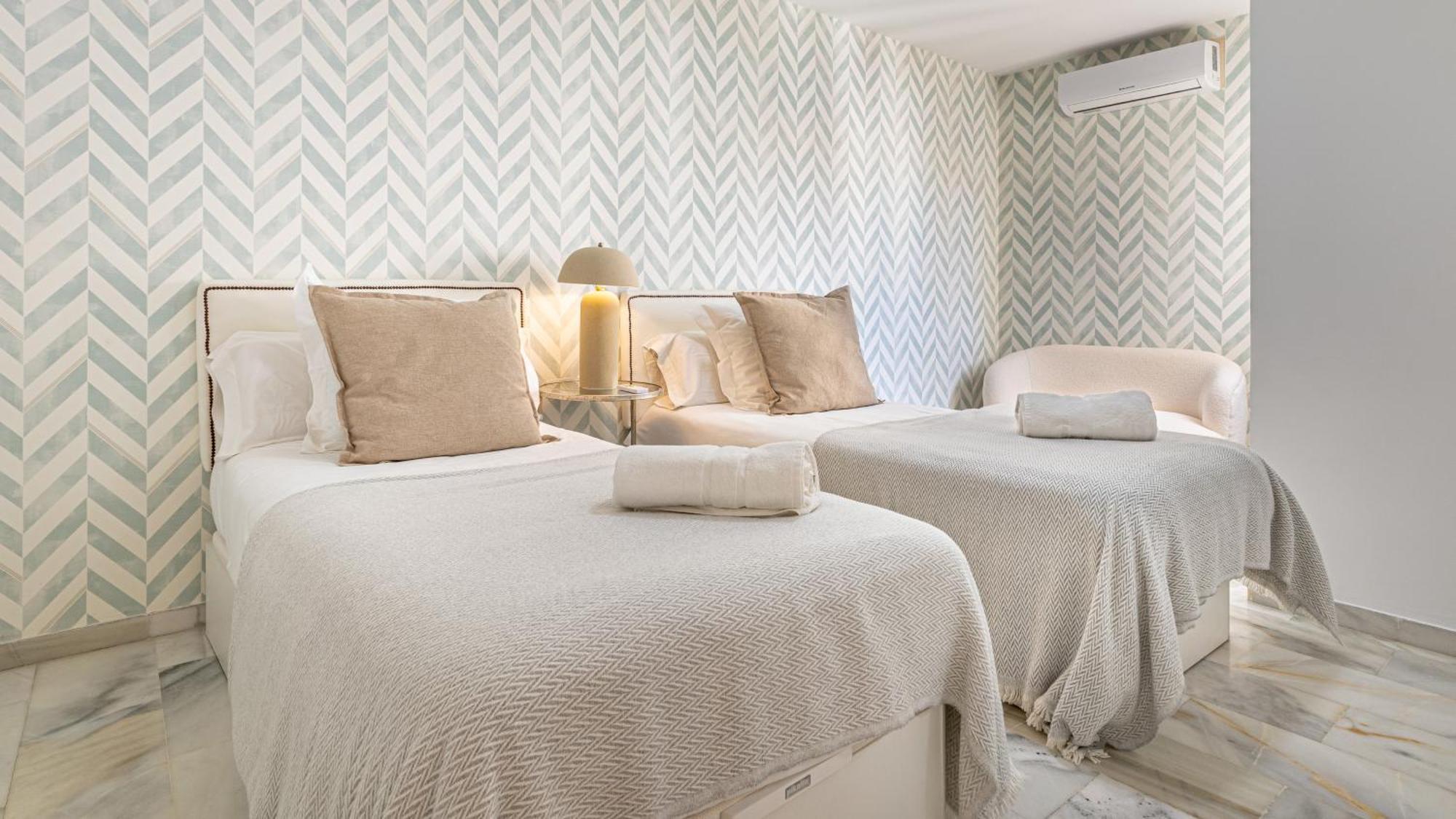 Vacation Marbella I Sea Views, 24-7 Security, Parking, Walk To Everything In Luxurious Puerto Banus المظهر الخارجي الصورة