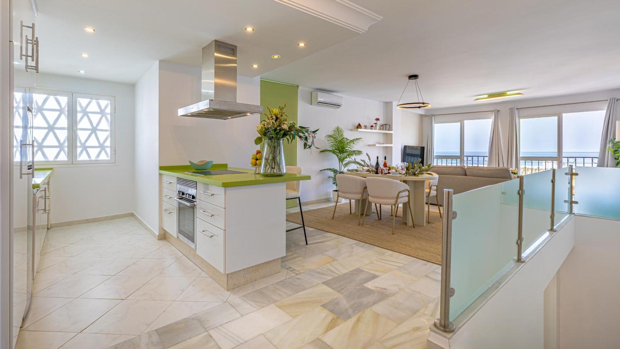 Vacation Marbella I Sea Views, 24-7 Security, Parking, Walk To Everything In Luxurious Puerto Banus المظهر الخارجي الصورة